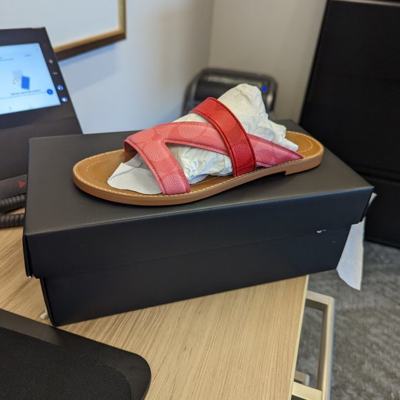 Coach sandals - Picture 6 of 7